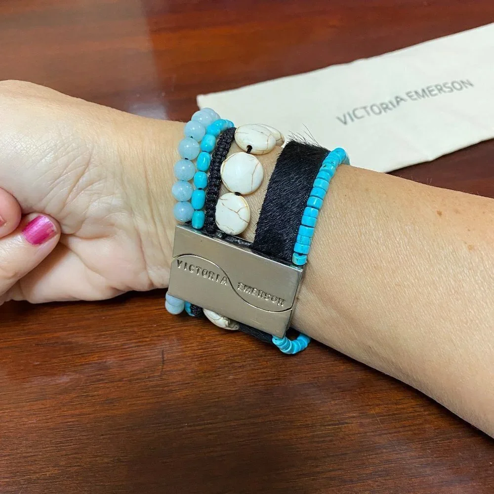 VICTORIA EMERSON Handcrafted TURQUOISE Nugget Agate AQUA STONE Wrap BRACELET